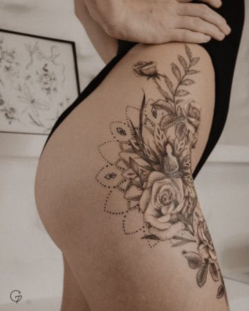 tattoo composición floral